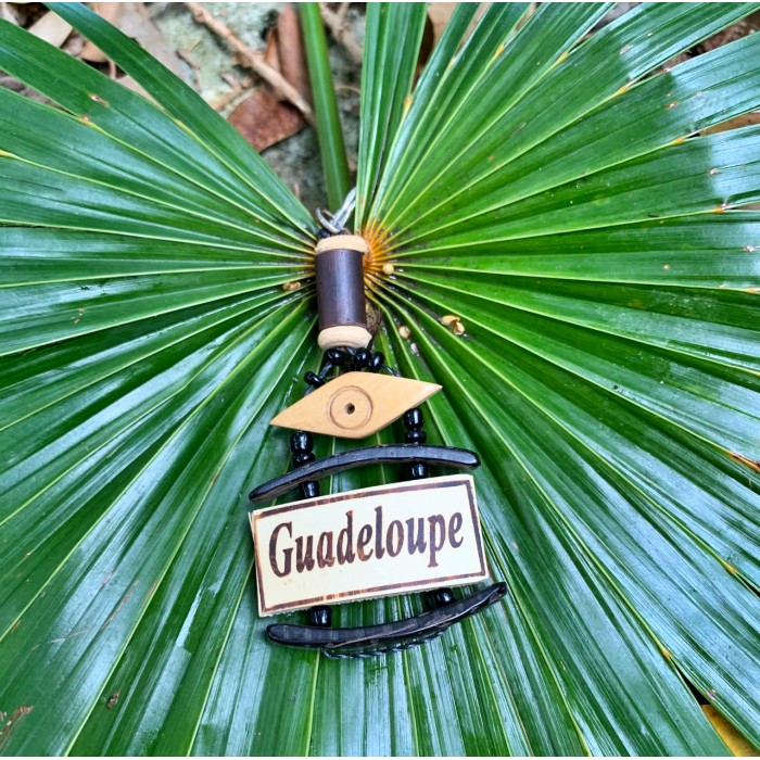 Porte clé : bambou écrit Guadeloupe, rocaille noir