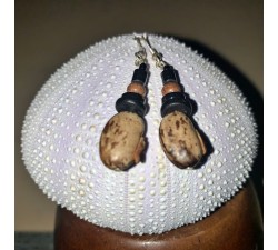 Boucles d'oreilles : pois d'Afrique 1